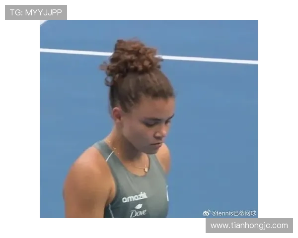 中网女单第4轮激战 保利尼迎战布兹科娃争夺四强席位