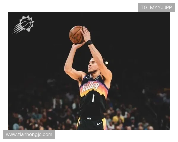 布克半场表现分析：进攻欲望强烈却命中率低贡献15分4板3助正负值高达22